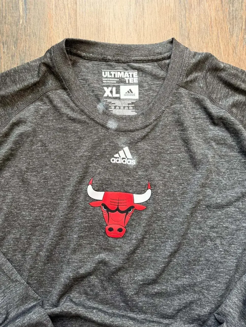 Adidas Chicago Bulls Ultimate Tee Size XL Gray Long Sleeve